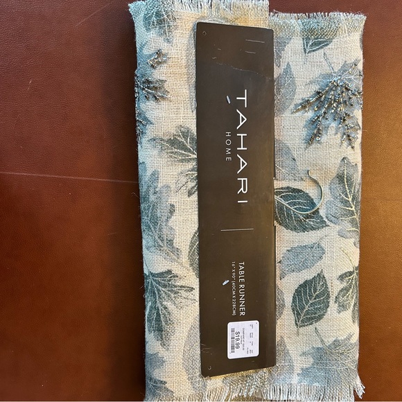 Beaded Table Runner - Picture 3 of 8